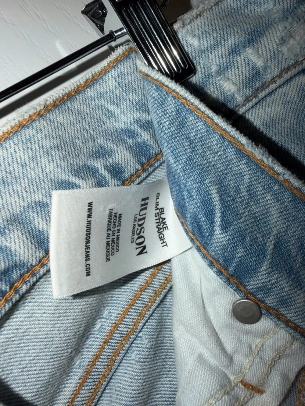 Hudson Blake slim straight size 32” Light Blue Distressed Men's Jeans